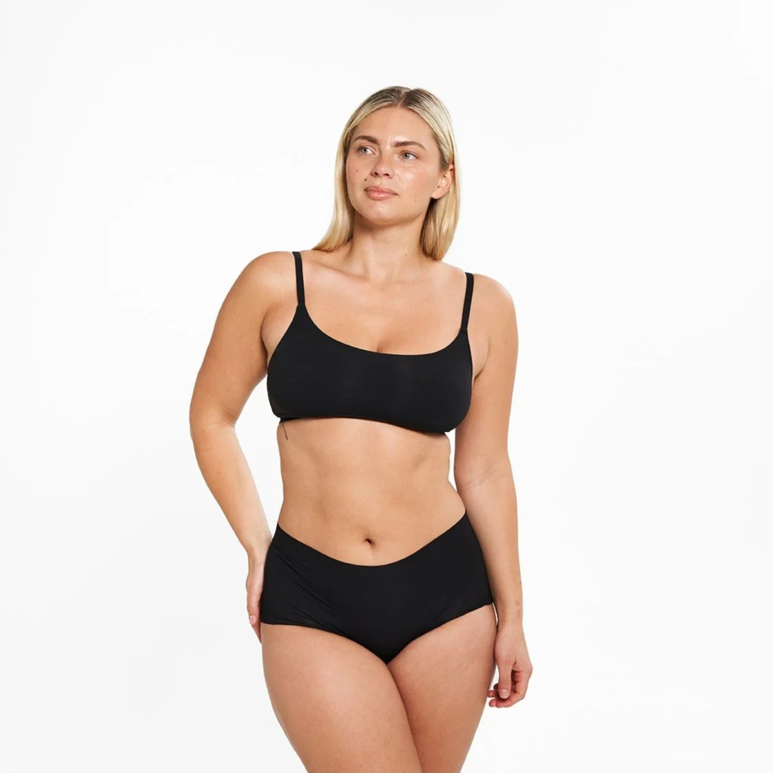 High-Rise Full Brief - Seamless Eco 2.0 - Black - Image 3