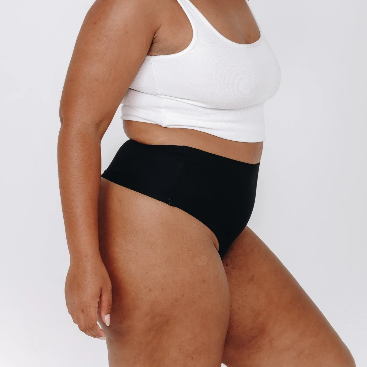 High-Rise Thong - Seamless Cotton - Black - Image 4