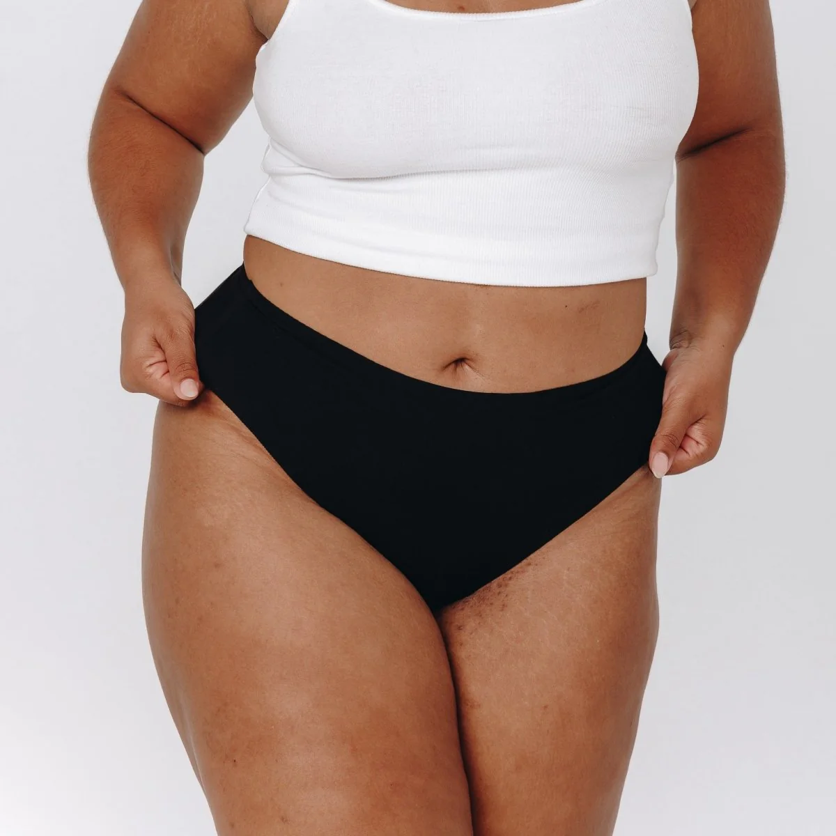 High-Rise Thong - Seamless Cotton - Black - Image 6