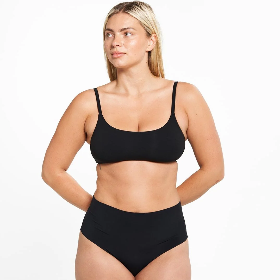 High-Rise Thong - Seamless Ultrasmooth 2.0 - Black - Image 4