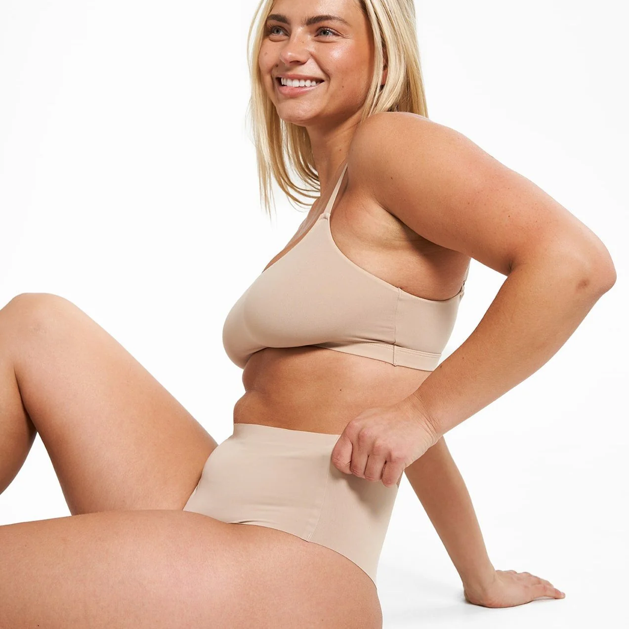 High-Rise Thong - Seamless Ultrasmooth 2.0 - Latte - Image 3