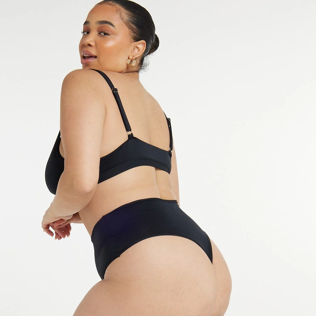 High-Rise Thong - Super Stretch - Black - Image 4